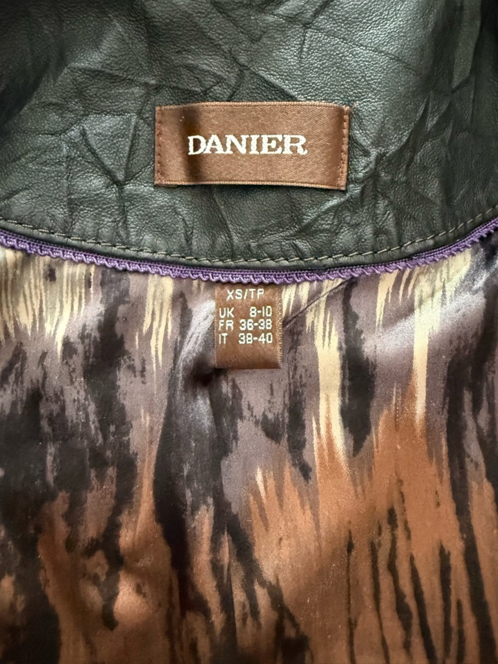 Danier Black Leather Jacket XS Fitted Moto Zip Soft Leather - Picture 2 of 5